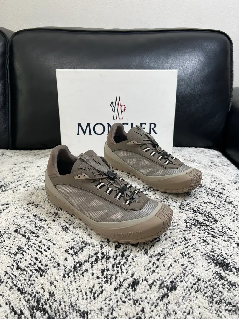 MONCLER High Quality Top-level craft - No, no, no. New cabinet., The original plant was equipped with Italian imported cattle and pasta., High-quality complex integration process, I'll put air in the skin of the imported watered cow. Shoes under the sole.: The original factory is super comfortable with the original base., The original factory manifest., Codes 39-44（Make a reservation. 38 45）