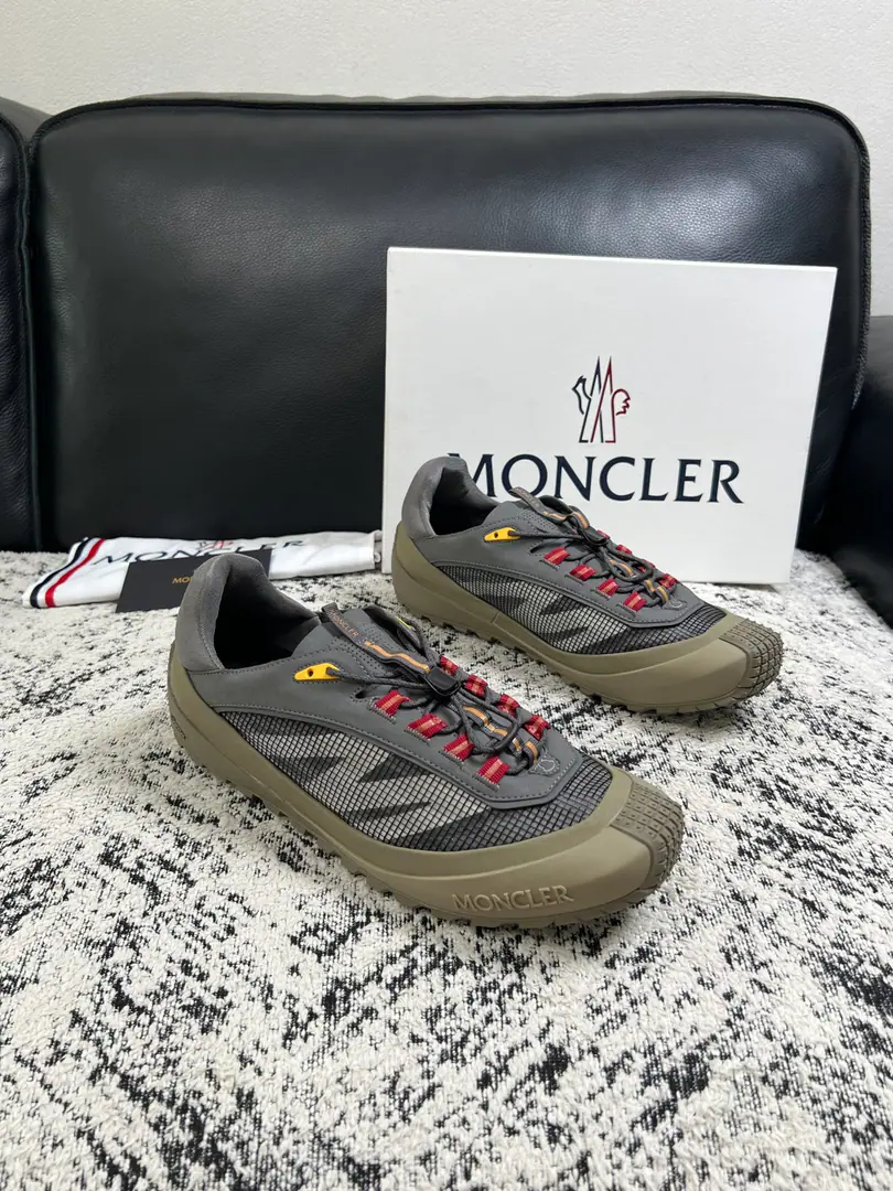 MONCLER High Quality Top-level craft - No, no, no. New cabinet., The original plant was equipped with Italian imported cattle and pasta., High-quality complex integration process, I'll put air in the skin of the imported watered cow. Shoes under the sole.: The original factory is super comfortable with the original base., The original factory manifest., Codes 39-44（Make a reservation. 38 45）