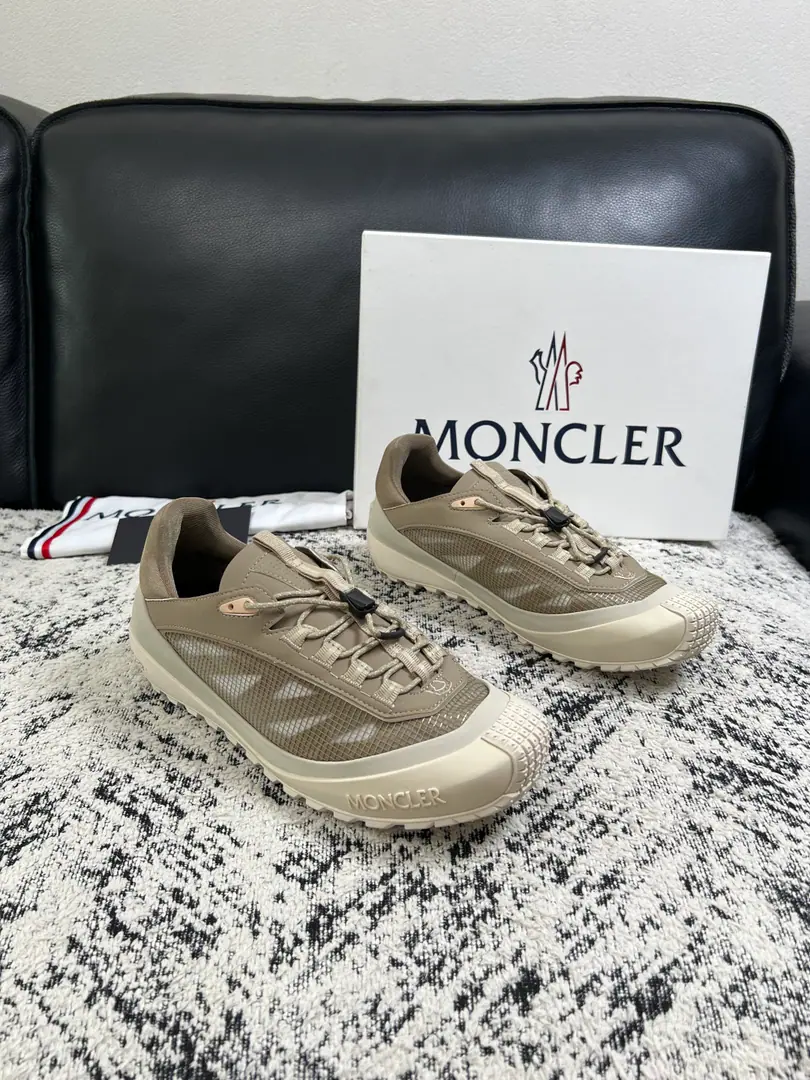 MONCLER High Quality Top-level craft - No, no, no. New cabinet., The original plant was equipped with Italian imported cattle and pasta., High-quality complex integration process, I'll put air in the skin of the imported watered cow. Shoes under the sole.: The original factory is super comfortable with the original base., The original factory manifest., Codes 39-44（Make a reservation. 38 45）
