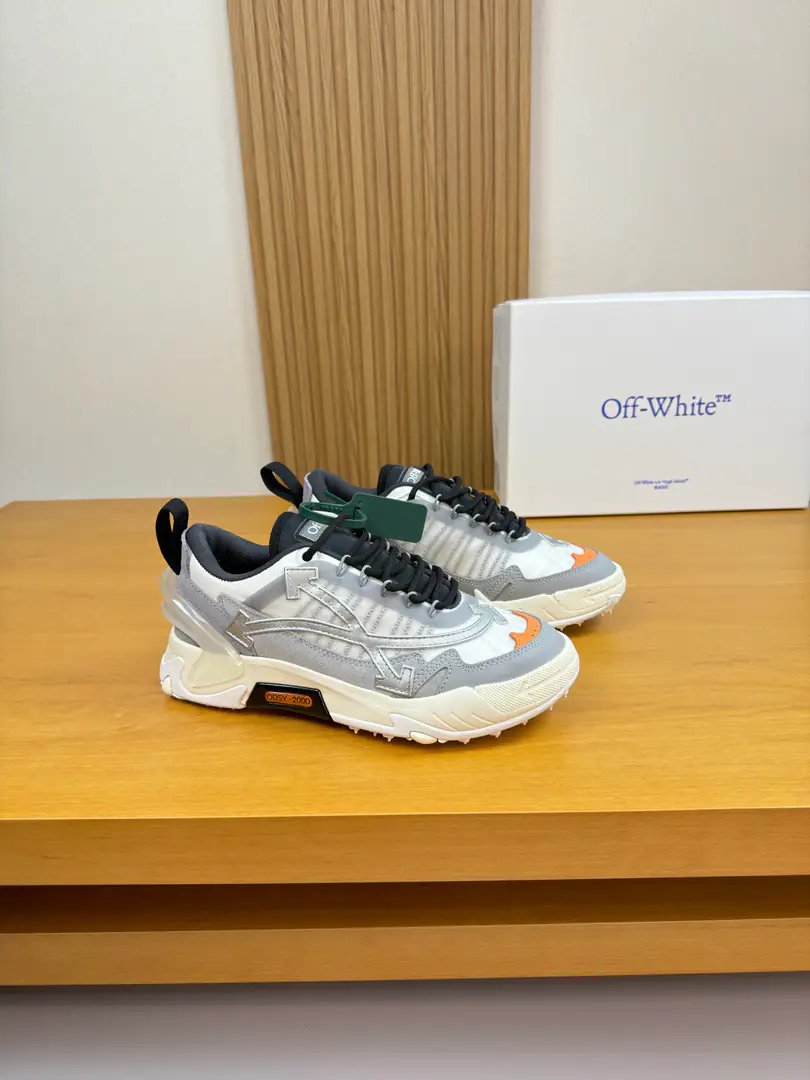【 off-white】 High-end quality Original List·A couple costume.👩🏻‍❤️‍👨🏻Leisure sports shoes Shoe.: 🔝Imported environmental skin, Counter-feather skin., Brand high-light, empty net canvas., Brandweaves, Shoes..Shoe tongue..Car sewn brand plasticLOGOModule Uchi.: Brand canvas. Otsumi!: It's so light.TPUBubbles·Rubber. Double-coloured base Super-high-quality control.·- I'm doing a little work.: Highlight(High-end·- How expensive.·Slot) Size: Same paragraph for men and women36-44（Women35.Men45.46.47.Make a reservation.)·OF0256