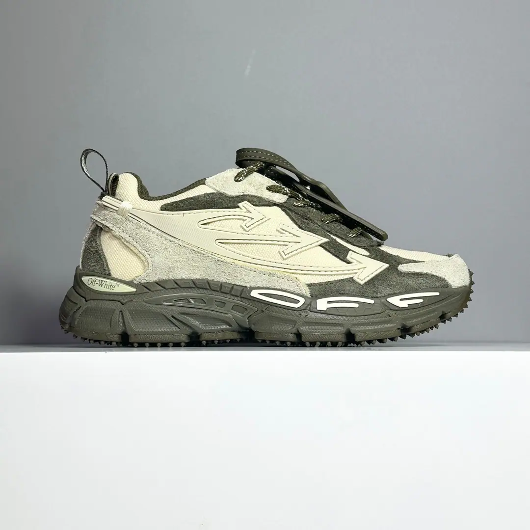 We're here today.【SVersion】#OWThe latest running shoes. #100% original box correct version #Original, original cardboard data development#4The layers are separated from the bottom.#Shoes face use3dStereoprinting and multi-materials integration#Slipperproof, breath-free shoes. For the fire., And to locate brands that are branded in the luxury field., Off-White Still, there is a need to keep up to date with the modern and modern version of the retro-shoes., To capture the concerns of the consumer of the basic plate. This is the update. Off-White The new sneakers exaggerate the classic old father's shoe detail., And put the iconic arrow design in the spotlight.. Besides that., The whole series of colors can be very diverse., There's always one for you.. Off-WhiteThe latest sneakers are expected to land at the brand counter in the coming months., ♪ My favorite friend Chelsea ♪. size:36 37 38 39 40 41 42 43 44 45 46 47
