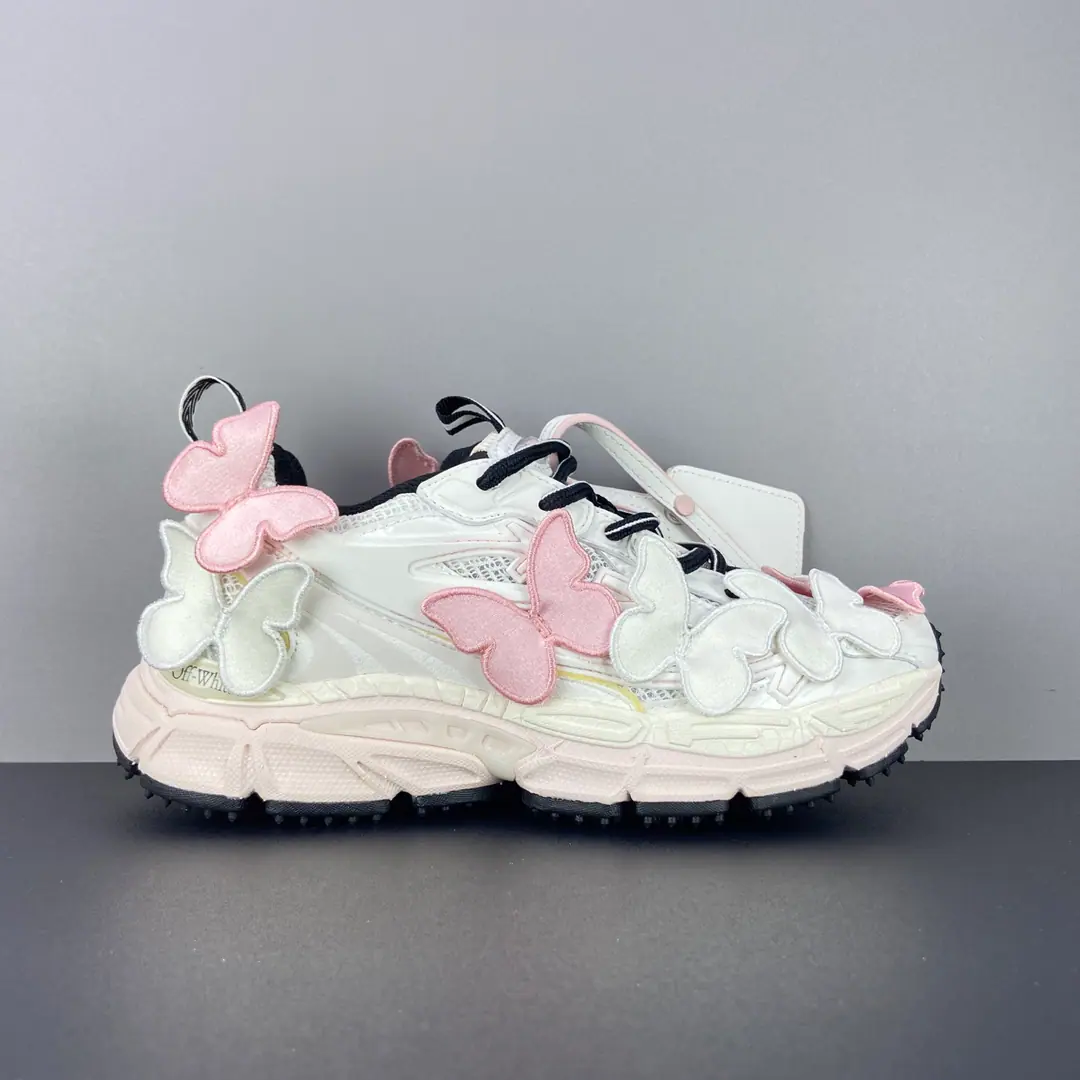 Minoru. Off-White C/O VirGil Abloh OWRun-shoes. The original box is correct. Original, original cardboard data development 4The layers are separated from the bottom. Shoes face use3dStereoprinting and multi-materials integration Marked brands in luxury areas Off-White Size: 36 37 38 39 40 41 42 43 44 45 46 47