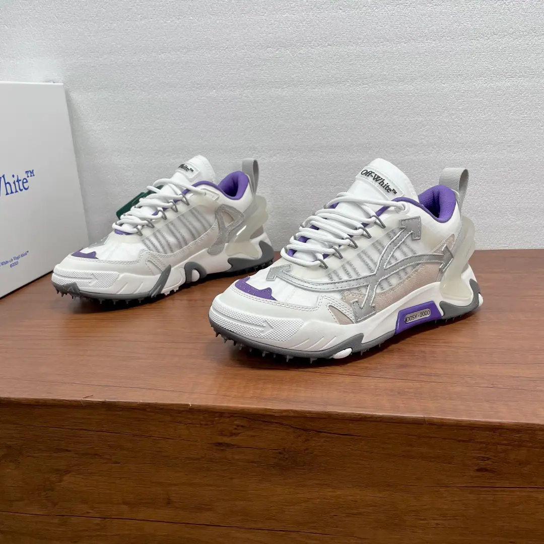Off-White ODSY-2000Couples' sneakers. The future of the ancients., Multi-material swipe of shoes., Shoes side."ODSY-2000"Marking, Backwards are transparent.TPU, The layers are full., Details are so nuanced.. Otsumi!EVAAnd rubber material, The shock is comfortable., It's always a routine or a long walk.OK!Street winds., It's a great combination of loose clothing., Fashion necessary.！Dustproof bag with original box！ Codes: 36-37-38-39-40-41-42-43-44-45-46-47