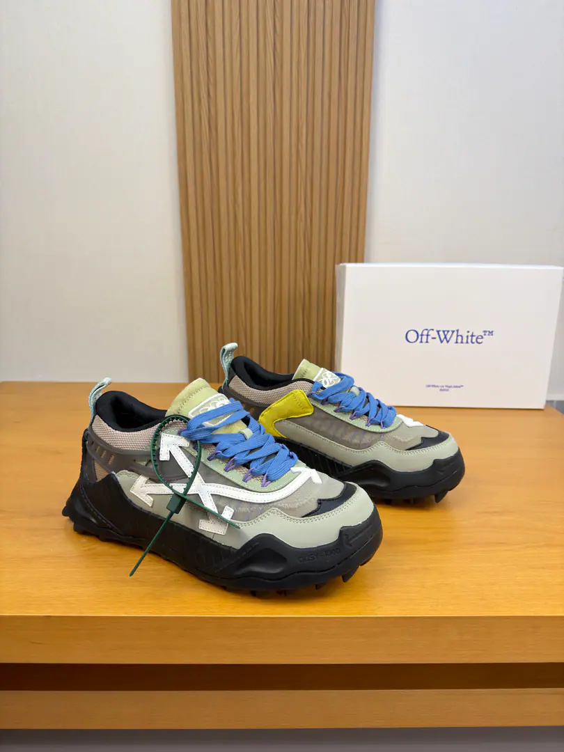 【 off-white】 High-end quality Original List·A couple costume.👩🏻‍❤️‍👨🏻Leisure sports shoes Shoe.: 🔝Imported environmental skin, Counter-feather skin., Brand high-light, empty net canvas., Brandweaves, Shoes..Shoe tongue..Car sewn brand plasticLOGOModule Uchi.: Brand canvas. Otsumi!: It's so light.TPUBubbles·Rubber. Double-coloured base Super-high-quality control.·- I'm doing a little work.: Highlight(High-end·- How expensive.·Slot) Size: Same paragraph for men and women36-44（Women35.Men45.46.47.Make a reservation.)·OF0256
