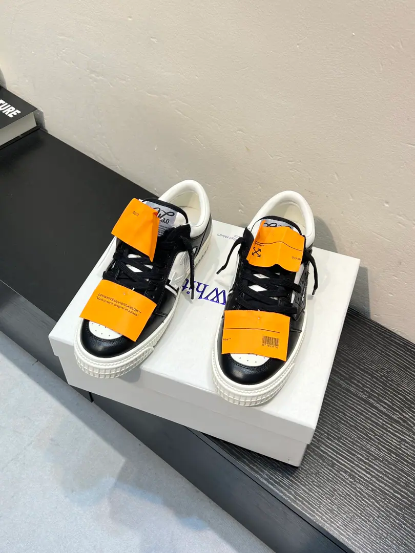 🌟OFF WHITE⚡️Couple money.⚡️The official network is new., Latest release of the market's highest quality version👊“Out of office”Original version of the series, Original set,, Production process1:1Original➰OFF GREY WHITE OW ➰🔜More and more stars have a different choice of negro.🔸It's a classic.🔸Innovating in the tide🔸♪ The way you're tied up ♪ ♪ The way you're built ♪🔝Not a fashion-designed nosy, but a bright black horse from the vanguard.🐴🆙♪ And don't follow the waves ♪🔅Unentitled beauty.🔅 Fabulous.💯Head-decked cow skin. Refried.💯Importing skin-friendly embers. Foot.💯Original modeling high-ball green mats. Bottom💯Original package, process Otsumi!💯The original model of the rubber floor.（Never yellow.）The layout is superb., The color is so bright., It's a solid-body thing.👍 Packaging💯Synchronize the full package of the official network（Brand bags., Brand wrapping paper., Accreditation, Brand bags.）