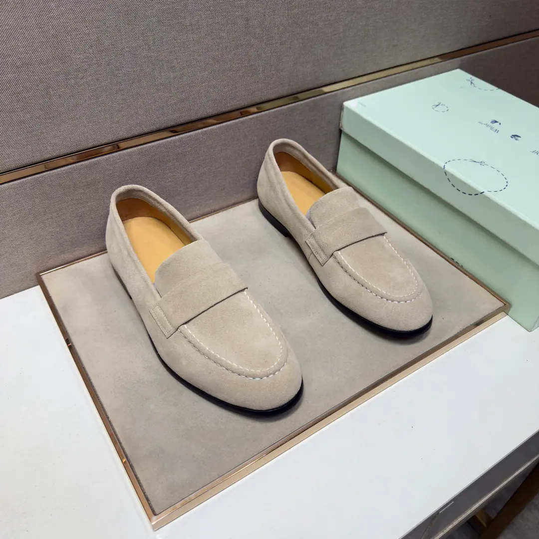 ⬛️Plant price【OFF～】Men's leisure shoes. 2026zThe cabinet is being sold simultaneously. 🔶Codes: 38-44 #️⃣ 🔷3Color🔜The shoe face is multi-materially combed.➕It's really Pioney., I'm comfortable with air., Shoes under the sole.: The original comforts are grinding down the ground., ⚠️In-kind📱Shoot!🎬It's better in kind.📢📢📢