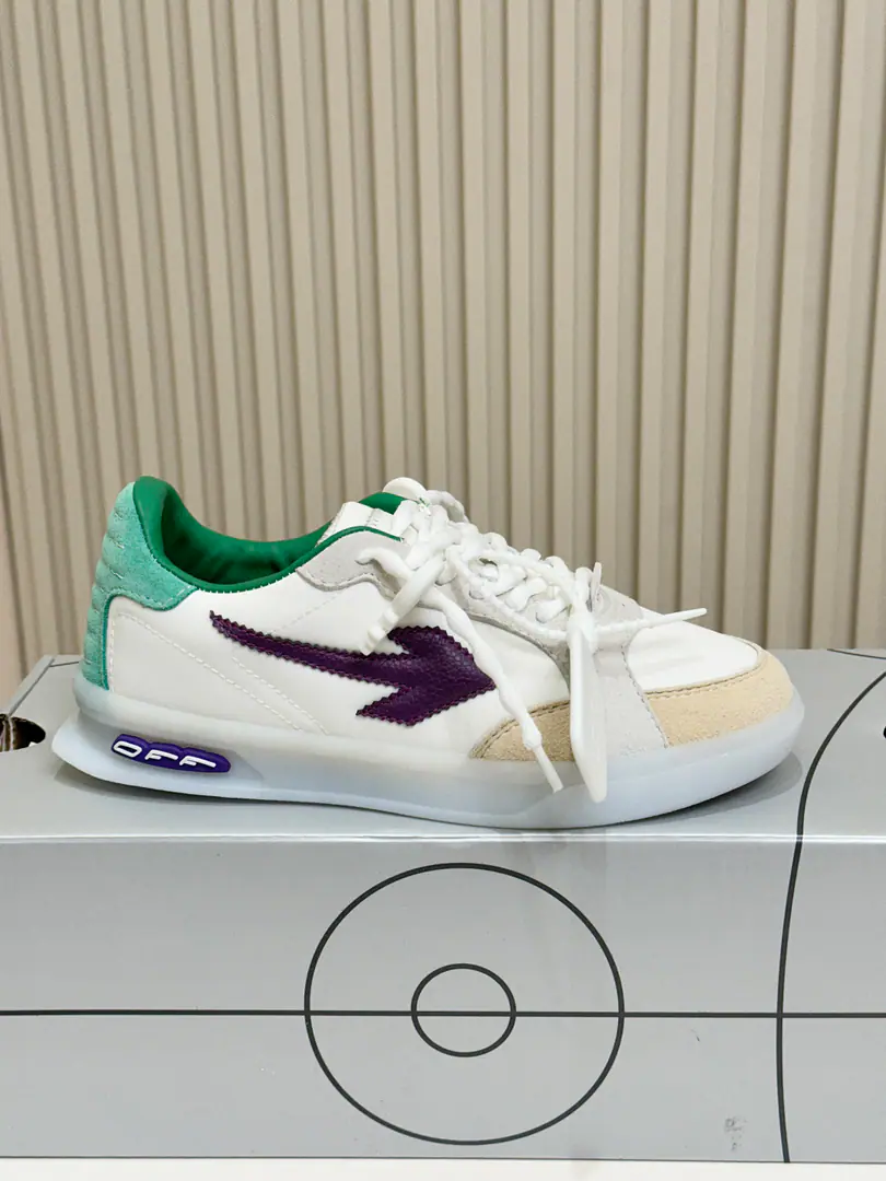 ⬛️Plant price【OFF～】Couples wear leisure shoes. 2026zThe cabinet is being sold simultaneously. 🔶Codes:35-44#️⃣ 🔷6Color🔜The shoe face is multi-materially combed.➕It's really Pioney., I'm comfortable with air., Shoes under the sole.: The original comforts are grinding down the ground., ⚠️In-kind📱Shoot!🎬It's better in kind.📢📢📢
