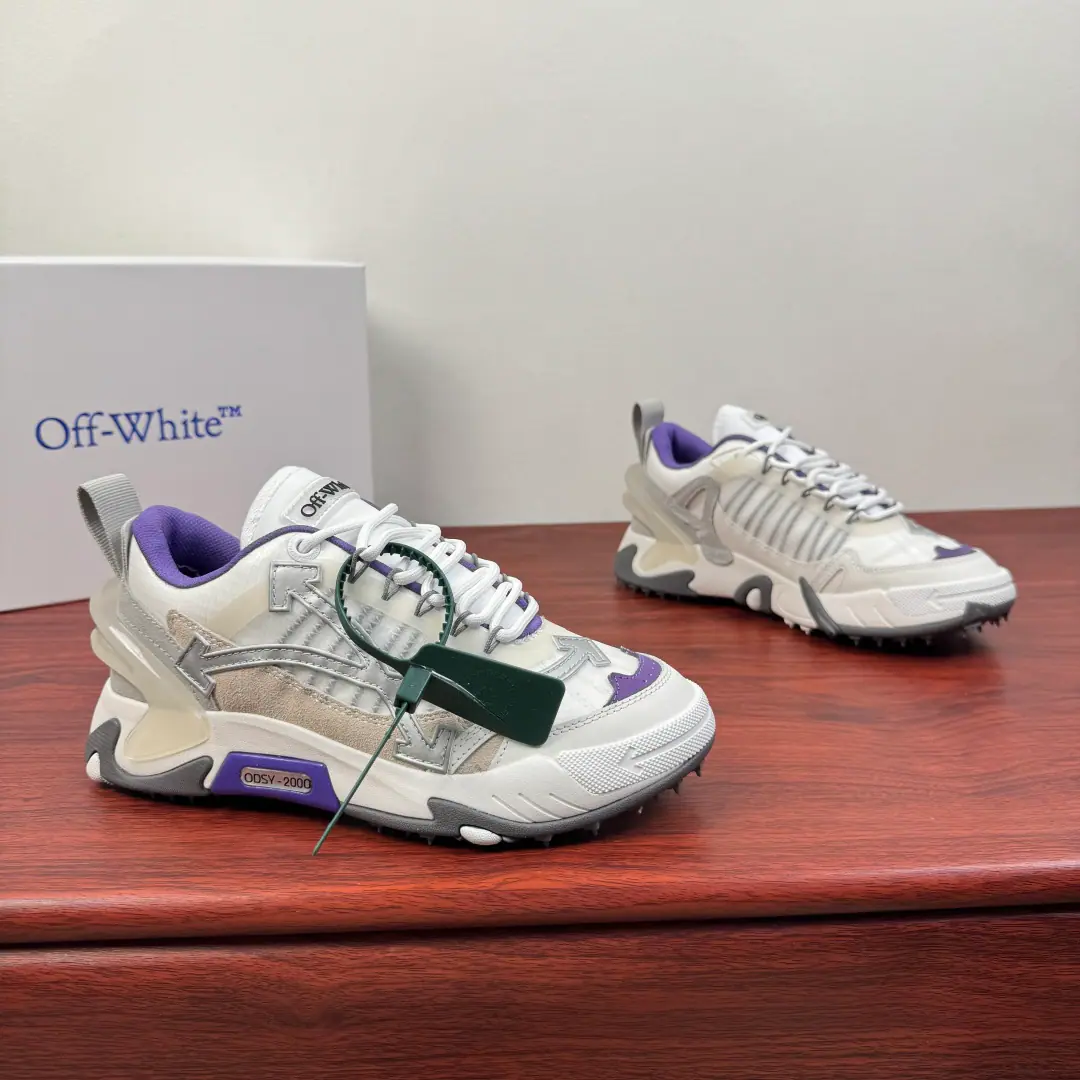 OFF-WHITE ODSY -1000Sports shoes Men and women of the same quality Full of original shoe acquisition details. SVersion -The Express version. 5A little bit different. ①SThe version is a brand new grinder.5It's a combination of the top layers.-The one-handle version is for one knee.,Not only is it cost-saving, but it's not about comfort. ②SVersion uses high-end white box, Shoesboxes not only have a stereo sense but also a taste of luxury.-The currency version is plain green. The material is not comparable in all respects. ③SThe shoe face is a top layer.-The currency version is in space material. ④SThe version of the shoe is made of sponge fillers and various components.-It's not exactly a match in the currency version. ⑤SVersion The shoe behind the perimeter is used.TPUMaterial-The translator's using drops of plastic. VirgilAbloh In privateInstagramFirst exposure.Off-WhiteThe latest sneakers., ♪ On purpose withNikeCooperation「TheTen」The series is about to end and a new wave will be launched.. These are calledODSY-1000The latest shoe money is strong.「Dad's shoes.」Model, The colorful mix of shoes and the disassemble of the materials., Including the velvet., Rubber and web-eyes, etc., The most branded and branded.「X」LogoAnd it's in a strange form.. Dustproof bag with original box！ Size: 36-37-38-39-40-41-42-43-44-45-46-47 Skins. The cargo.: OFF1000 White purple.