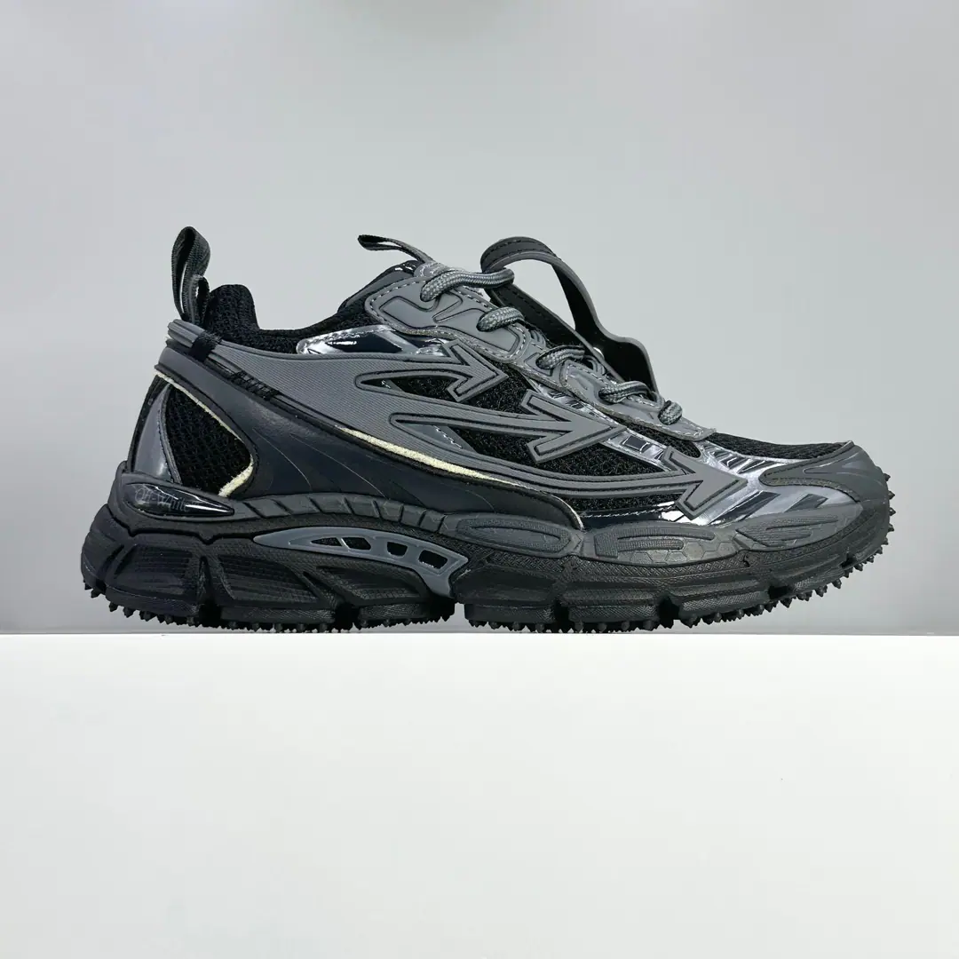 We're here today.# 2024YearOWThe latest running shoes. #100% original box correct version #Original, original cardboard data development#4The layers are separated from the bottom.#Shoes face use3dStereoprinting and multi-materials integration#Slipperproof, breath-free shoes. For the fire., And to locate brands that are branded in the luxury field., Off-White Still, there is a need to keep up to date with the modern and modern version of the retro-shoes., To capture the concerns of the consumer of the basic plate. This is the update. Off-White The new sneakers exaggerate the classic old father's shoe detail., And put the iconic arrow design in the spotlight.. Besides that., The whole series of colors can be very diverse., There's always one for you.. Off-WhiteThe latest sneakers are expected to land at the brand counter in the coming months., ♪ My favorite friend Chelsea ♪. size:36 37 38 39 40 41 42 43 44 45 46 47
