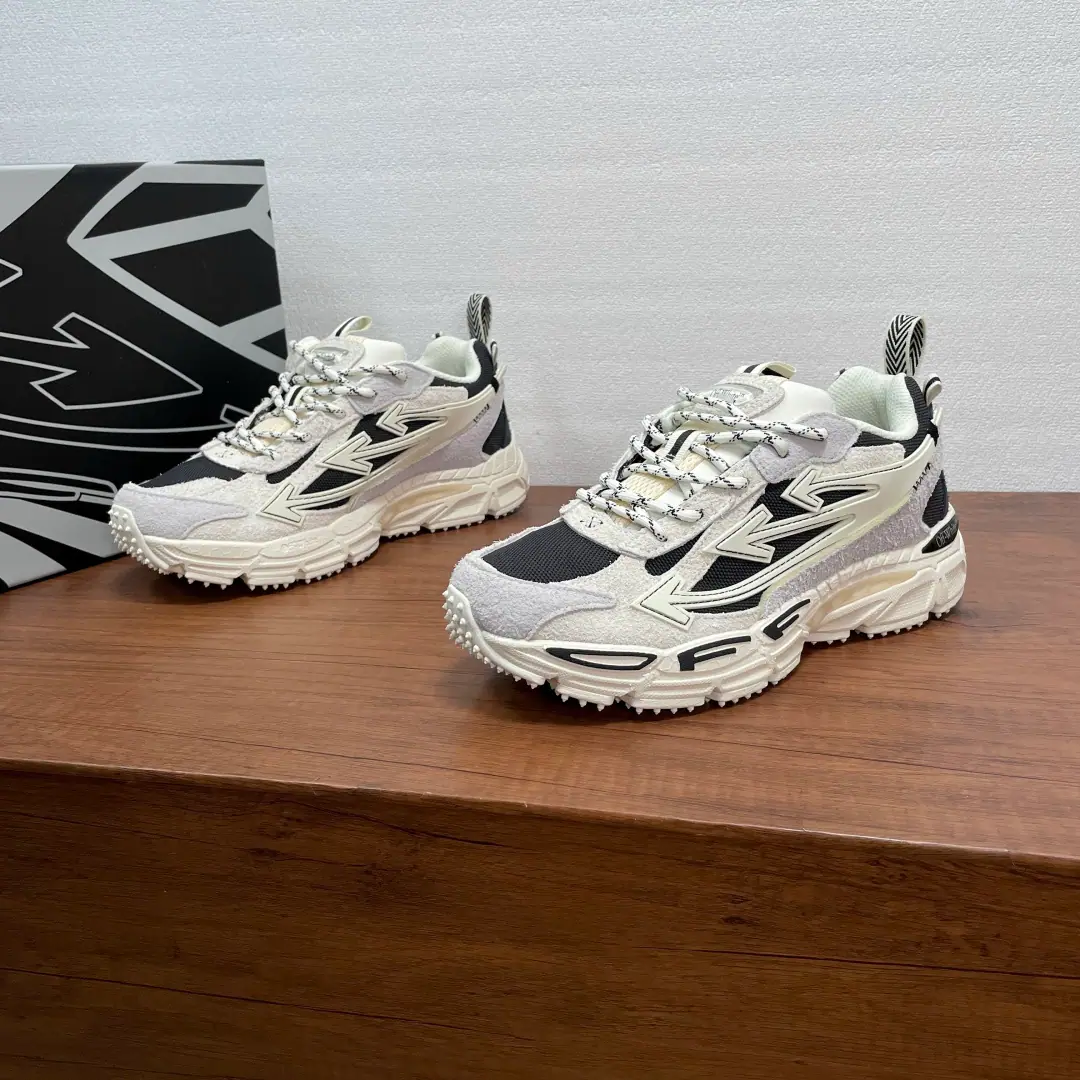OFF-WHITE OWNew shoes. 100% original box correct version, Original, original cardboard data development, 4The layers are separated from the bottom., Shoes face use3dStereoprinting and multi-materials integration, Slipperproof, with a little gas in the shoes., And to locate brands that are branded in the luxury field., Off-White Still, there is a need to keep up to date with the modern and modern version of the retro-shoes., To capture the concerns of the consumer of the basic plate. This is the update. Off-White The new sneakers exaggerate the classic old father's shoe detail., And put the iconic arrow design in the spotlight.. Off-WhiteThe latest sneakers are expected to land at the brand counter in the coming months., ♪ My favorite friend Chelsea ♪. Codes: 36 37 38 39 40 41 42 43 44 45 46 47