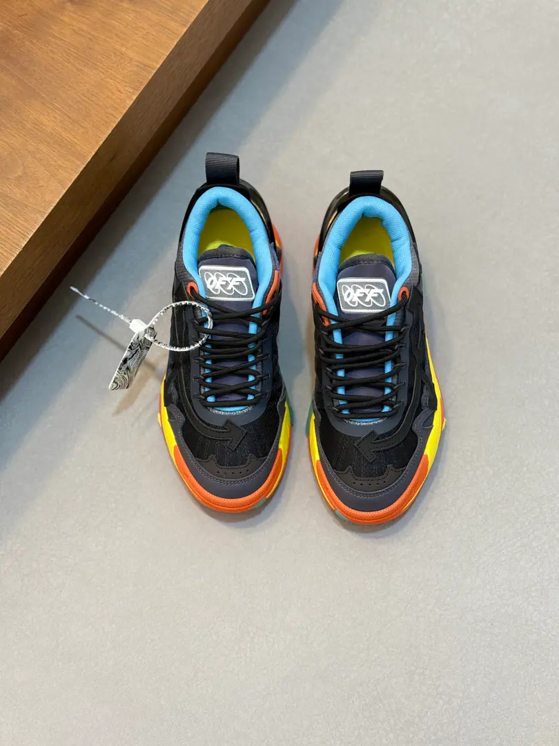 Off-White ODSY-2000Couples' sneakers. The future of the ancients., Multi-material swipe of shoes., Shoes side."ODSY-2000"Marking, Backwards are transparent.TPU, The layers are full., Details are so nuanced.. Otsumi!EVAAnd rubber material, The shock is comfortable., It's always a routine or a long walk.OK!Street winds., It's a great combination of loose clothing., Fashion necessary.！Dustproof bag with original box！ Codes: 36-37-38-39-40-41-42-43-44-45-46-47
