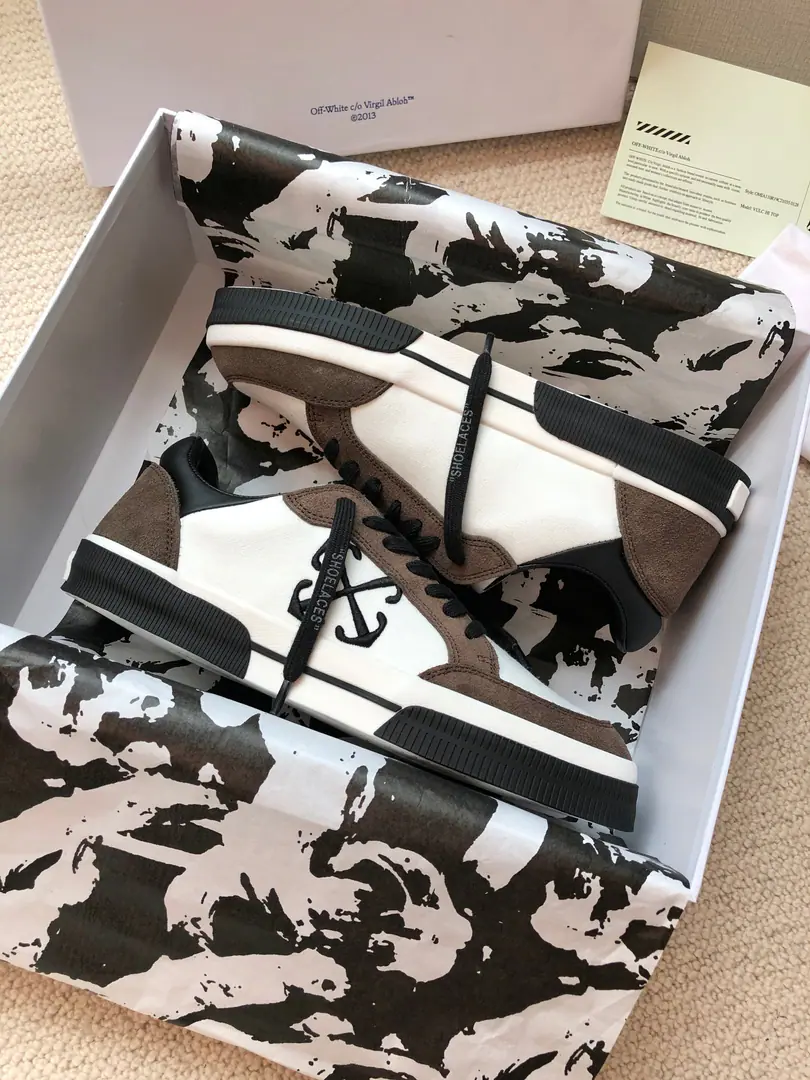 The real price is no more than a man.➕10！🌟🌟OFF WHITE⚡️Couple money.⚡️ 🍓🍇2024The official network is new.🥑🍉 Plant-45 🔥🔥Latest release of the market's highest quality version👊“OFF_WHITE”24Original version of the series, Original set,, Production process1:1Original,, 🔜More and more stars have a different choice of negro.🔸It's a classic.🔸Innovating in the tide🔸♪ The way you're tied up ♪ ♪ The way you're built ♪🔝Not a fashion-designed nosy, but a bright black horse from the vanguard.🐴🆙♪ And don't follow the waves ♪🔅Unentitled beauty.🔅 Fabulous.💯Head-decked cow skin. Refried.💯In the sheep's skin. Foot.💯Original modeling high-ball green mats. Bottom💯Original package, process Otsumi!💯The original model of the rubber floor.（Never yellow.）The layout is superb., The color is so bright., It's a solid-body thing.👍 Packaging💯Synchronize the full package of the official network（Brand bags., Brand wrapping paper., Accreditation, Brand bags.） Remarks: Shoes. Plastic perjury button. 👏 And the buttons.👏
