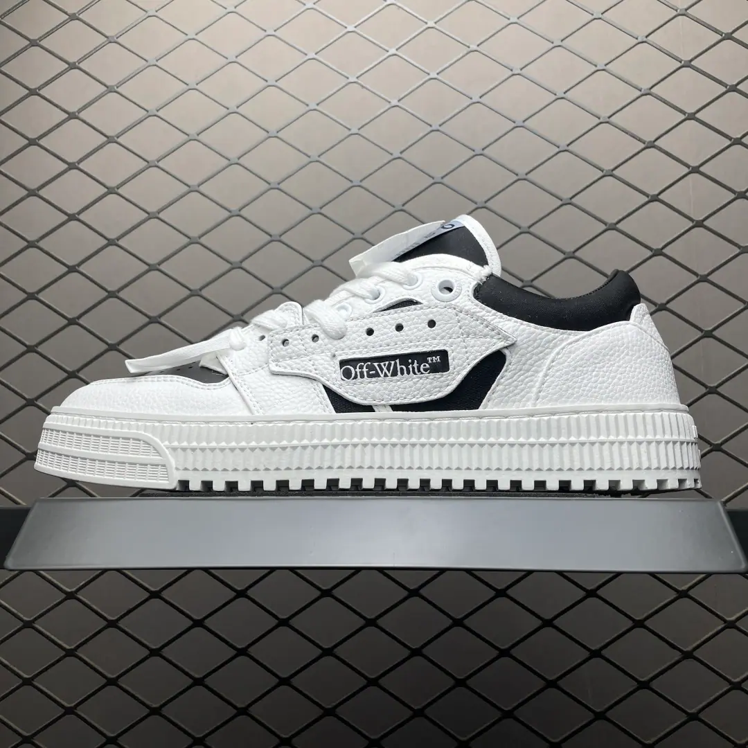 Locally The core is priced. OFF-WHITE 3.0 Off Court Cowskin. Circle Head Band Low-class leisure shoes. The unique style of the label's top foot is the focus. It's a very design-oriented look., Personality., I'm not sure if I can get a full recognition. Size: 36 37 38 39 40 41 42 43 44 45 46 47 Numbering: 39IFTT5