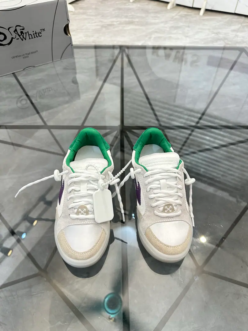 Sell Price: ¥ Trade marks: OFF WHITE *「OFF WHITE*」Low-ass leisure shoes. Positive code number: 35-45(Make a reservation.46)Couple money. Commodity materials: Shoeboard cabinet originals, Into the air., Original Base. Part No. No.: H
