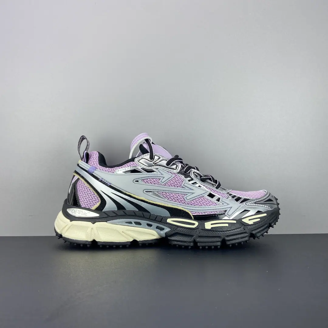 Minoru. Off-White C/O VirGil Abloh OWRun-shoes. The original box is correct. Original, original cardboard data development 4The layers are separated from the bottom. Shoes face use3dStereoprinting and multi-materials integration Marked brands in luxury areas Off-White Size: 36 37 38 39 40 41 42 43 44 45 46 47