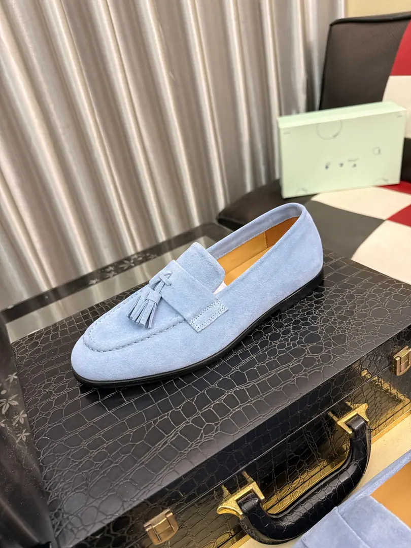 Get out of the factory.⌚️⌚️ Tideoff white The latest classic shoe., Group Bottom, Web development top copy, ️Italy🇮🇹Importing cow skin, In the pig's skin., I'm comfortable with air.,Simplified individual design,The official dripping tape., Codes: 38-44（45 46Do it.）3️⃣Colour Optional