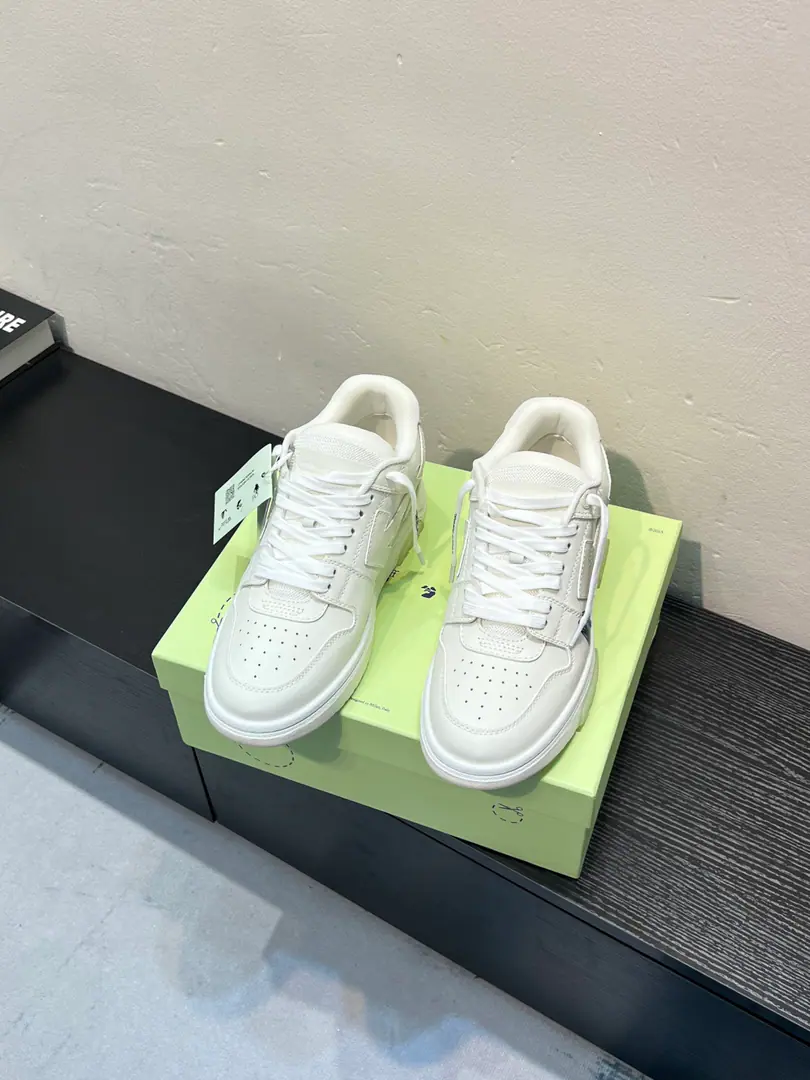 🌟OFF WHITE⚡️Couple money.⚡️The official network is new., Latest release of the market's highest quality version👊“Out of office”Original version of the series, Original set,, Production process1:1Original➰OFF GREY WHITE OW ➰🔜More and more stars have a different choice of negro.🔸It's a classic.🔸Innovating in the tide🔸♪ The way you're tied up ♪ ♪ The way you're built ♪🔝Not a fashion-designed nosy, but a bright black horse from the vanguard.🐴🆙♪ And don't follow the waves ♪🔅Unentitled beauty.🔅 Fabulous.💯Head-decked cow skin. Refried.💯Importing skin-friendly embers. Foot.💯Original modeling high-ball green mats. Bottom💯Original package, process Otsumi!💯The original model of the rubber floor.（Never yellow.）The layout is superb., The color is so bright., It's a solid-body thing.👍 Packaging💯Synchronize the full package of the official network（Brand bags., Brand wrapping paper., Accreditation, Brand bags.）
