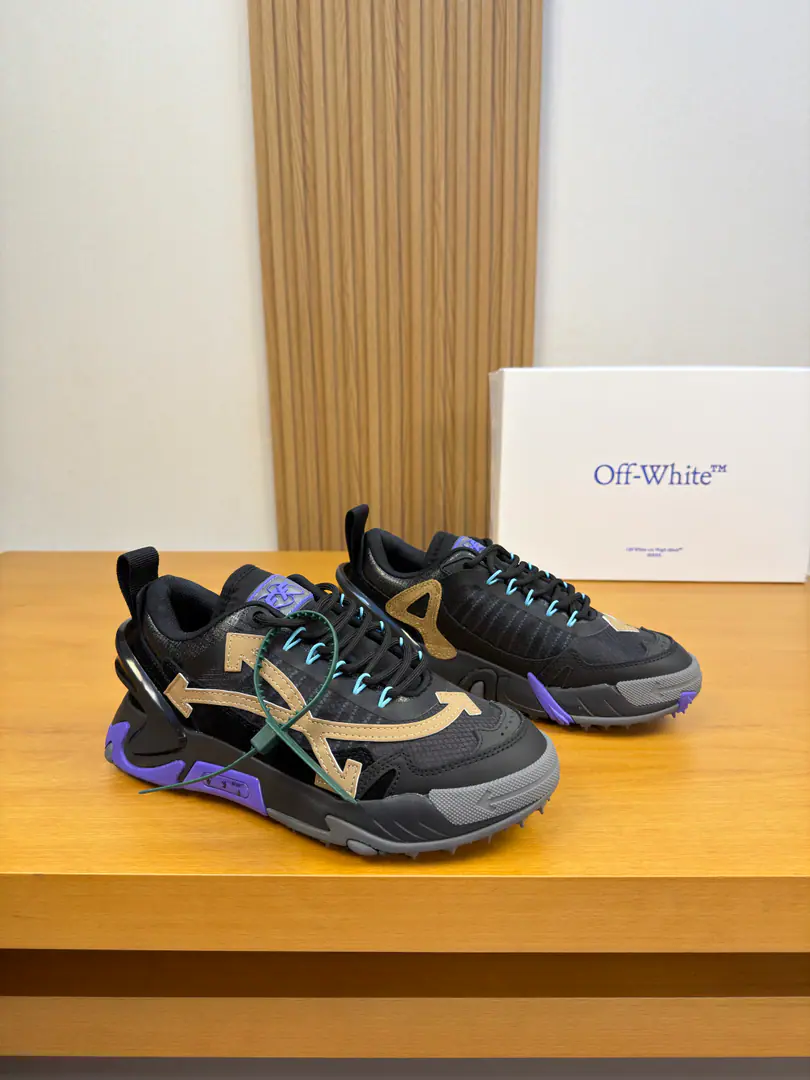 【 off-white】 High-end quality Original List·A couple costume.👩🏻‍❤️‍👨🏻Leisure sports shoes Shoe.: 🔝Imported environmental skin, Counter-feather skin., Brand high-light, empty net canvas., Brandweaves, Shoes..Shoe tongue..Car sewn brand plasticLOGOModule Uchi.: Brand canvas. Otsumi!: It's so light.TPUBubbles·Rubber. Double-coloured base Super-high-quality control.·- I'm doing a little work.: Highlight(High-end·- How expensive.·Slot) Size: Same paragraph for men and women36-44（Women35.Men45.46.47.Make a reservation.)·OF0256