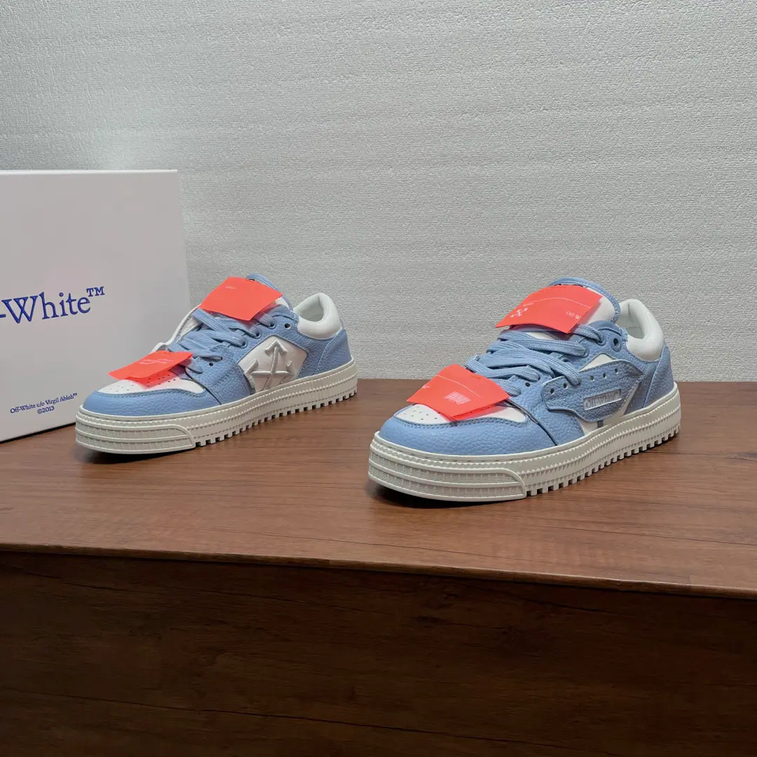 OFF- WHITE 3.0 Off Court The roundheads are tied with low-banded shoes. OFF-WHITE 3.0 Off CourtShoes., Use of pear leather and smooth little cow shoes, Black and white panda color style, Heads orange tag decoration, The streets are full of feelings.！Shoes are round., Low-end design, A combination of rubber slender-resistant grinding and a thick skin., The tide is the best., The upper foot is comfortable and fashionable., Original plant development, Market top version, Packet with original box！ Size: 36 37 38 39 40 41 42 43 44 45 46 47