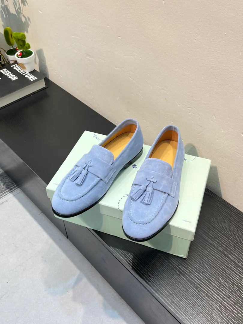 🔥 off whiteClassic LeFoo shoes., Italian Treasure brand., The only brand that matches Ames.！Wear them to know we can't fail our feet., I'll have a little wool on my shoe., That's a real leather cushion., Codes: 38-45（45Do it.）