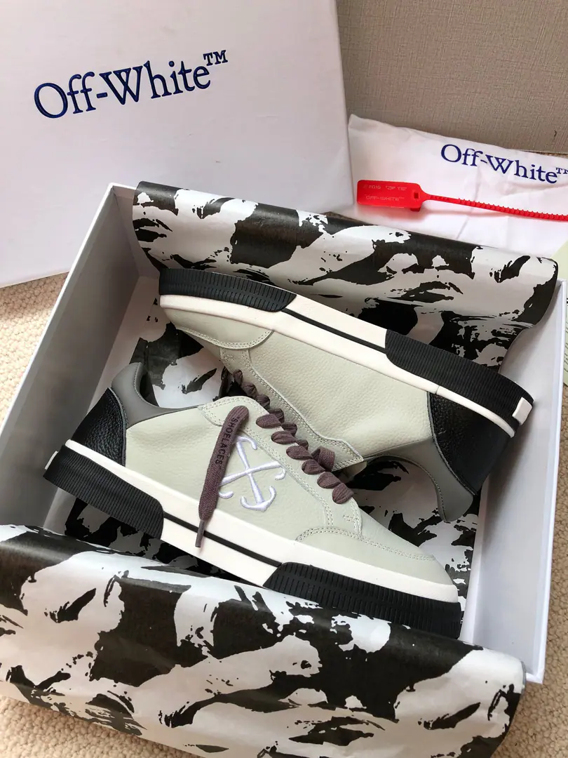 The real price is no more than a man.➕10！🌟🌟OFF WHITE⚡️Couple money.⚡️ 🍓🍇2024The official network is new.🥑🍉 Plant-45 🔥🔥Latest release of the market's highest quality version👊“OFF_WHITE”24Original version of the series, Original set,, Production process1:1Original,, 🔜More and more stars have a different choice of negro.🔸It's a classic.🔸Innovating in the tide🔸♪ The way you're tied up ♪ ♪ The way you're built ♪🔝Not a fashion-designed nosy, but a bright black horse from the vanguard.🐴🆙♪ And don't follow the waves ♪🔅Unentitled beauty.🔅 Fabulous.💯Head-decked cow skin. Refried.💯In the sheep's skin. Foot.💯Original modeling high-ball green mats. Bottom💯Original package, process Otsumi!💯The original model of the rubber floor.（Never yellow.）The layout is superb., The color is so bright., It's a solid-body thing.👍 Packaging💯Synchronize the full package of the official network（Brand bags., Brand wrapping paper., Accreditation, Brand bags.） Remarks: Shoes. Plastic perjury button. 👏 And the buttons.👏