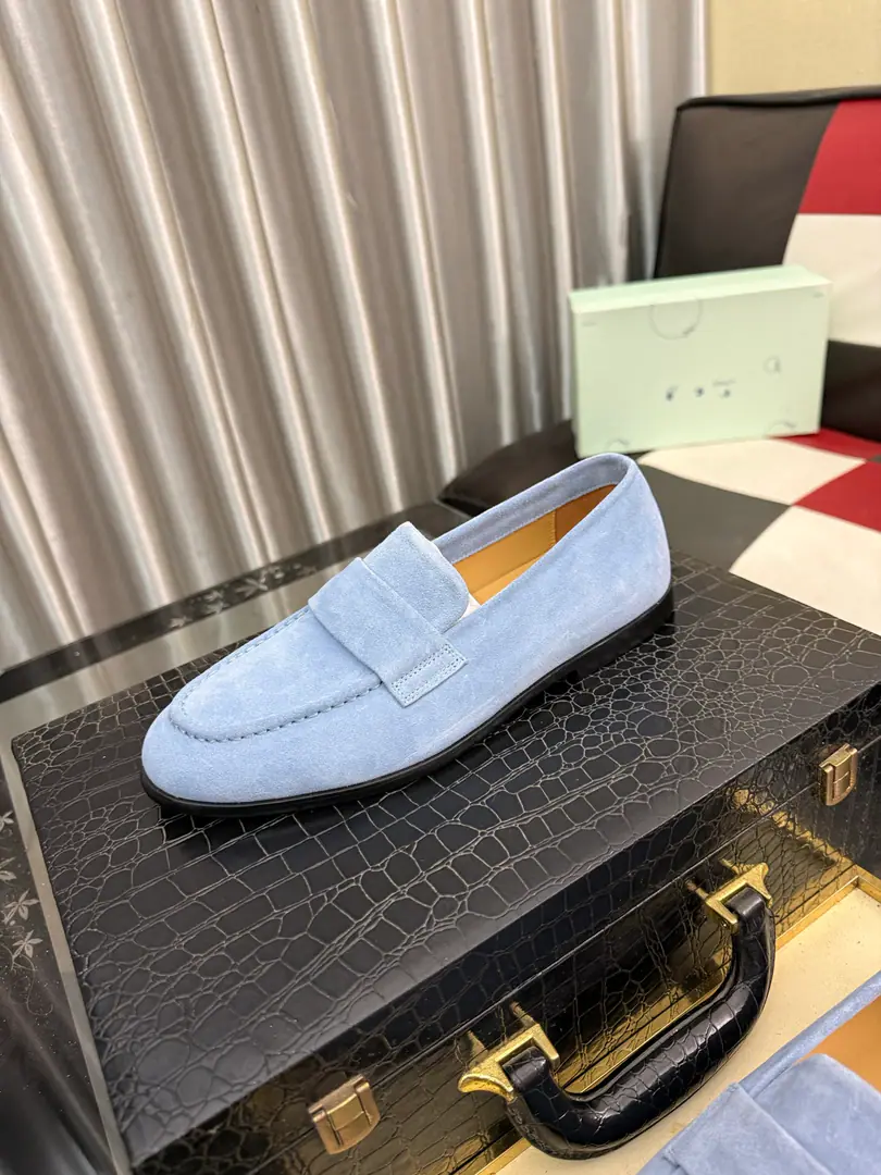 Get out of the factory.⌚️⌚️ Tideoff white The latest classic shoe., Group Bottom, Web development top copy, ️Italy🇮🇹Importing cow skin, In the pig's skin., I'm comfortable with air.,Simplified individual design,The official dripping tape., Codes: 38-44（45 46Do it.）3️⃣Colour Optional