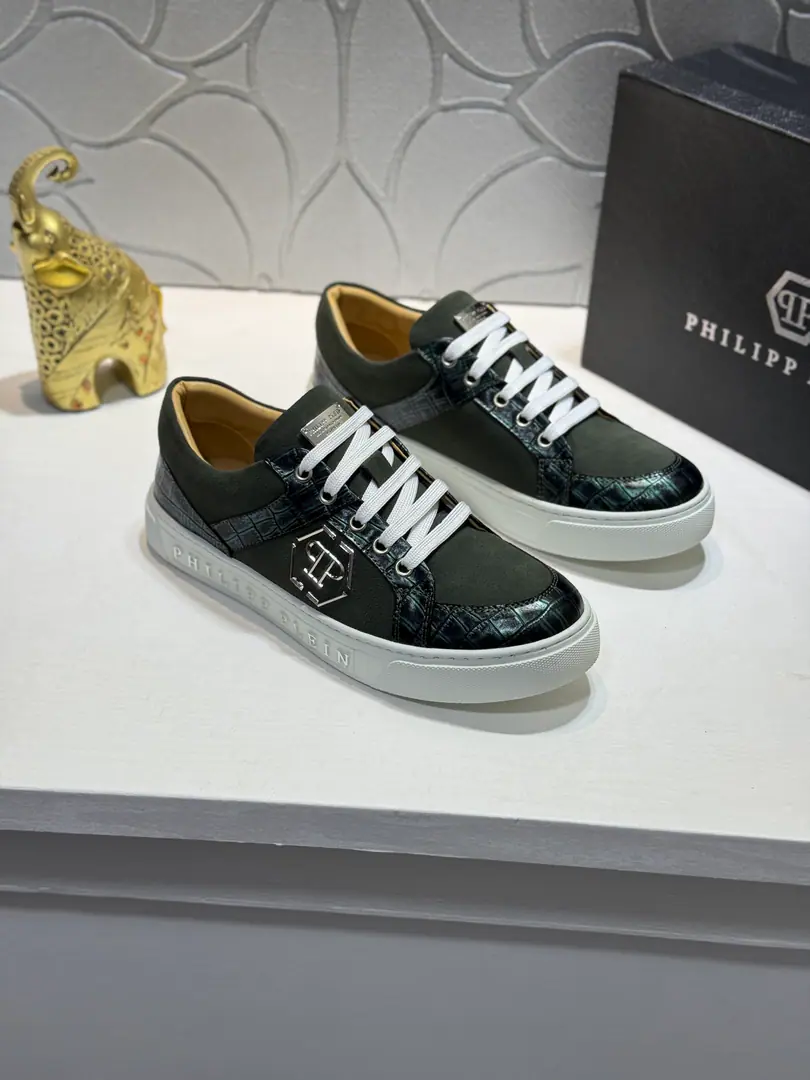 Get out of the factory.【Real value】🚀🚀PHILIPP PLEIN(Phillip Prynne.)High-end men's shoes. Official Network1:1. The shoes are skinned with cattle.➕In the sheep's skin., Original hardware accessories, New exclusive., It's a world-famous act., It's a better quality than the official one.1: 1Repeat[Colour]！You're a different person, building a fashion personality.！ You're a big boy.!Classic Size: 38-44（45Custom