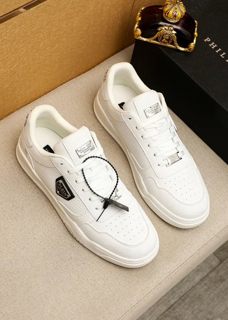 💐 Trade marks: PHILIPP PLEIN「 Philip.-Plain.」Leisure shoes. Positive code number: 40-44（45.46🉑️Make a reservation.) Commodity materials: Good-quality cattle skins, empty-skins., Airnets are in the air., Rubber Bottom Colours: 4⃣️Colour Optional