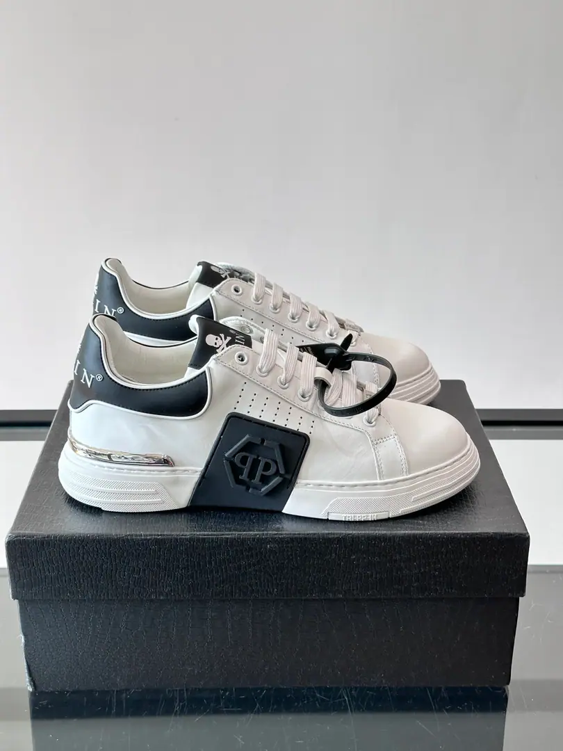PHILIPP PLEIN-Philip.•Plain., German Tide Man low-banded shoes., Cow-skin design, Shoe-side-skin, cow-skin., - Brewer.. It's so nice.. It's so light., My feet are comfortable.！ size: 39-45（38.46Custom）
