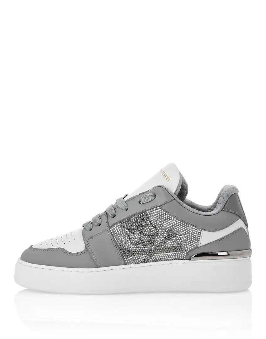 PP[PHILIPP PLEIN]Top-class originals., I'm looking for these napa skins., With the details of the Rhinestone., The uniqueness of the tremors of the shape of the outer bone.. Napa is a real piece of fabric., A nice, air-tight line of silk and air fabric., The logo with the patent is more powerful around the middle of the shoe., MetalPPAnd hexagonal patterns, It's got high technology., It's compatible with human engineering., Exceeding Quantum, The air is a relief., Solid durability modeling outside. It looks more athletic., Worth it.. Codes38-45