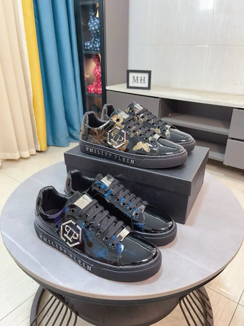 Get out of the factory.🌸🌸【PHILIPP PLEIN-】🅰GermanyPPThe new Phillips Network is on the market. 🅰🅰Perfectly shaped to build a top quality.🅰Rubber-resistant ground. 🌻The shoe-faced cow-coloured hardware., In the cow's skin., Shoes full. Stereo. Original MonoQuality🌻It's a big one. You're a good man., Fashion, New！！Absolute focus. Size: 38-44（45Do it.