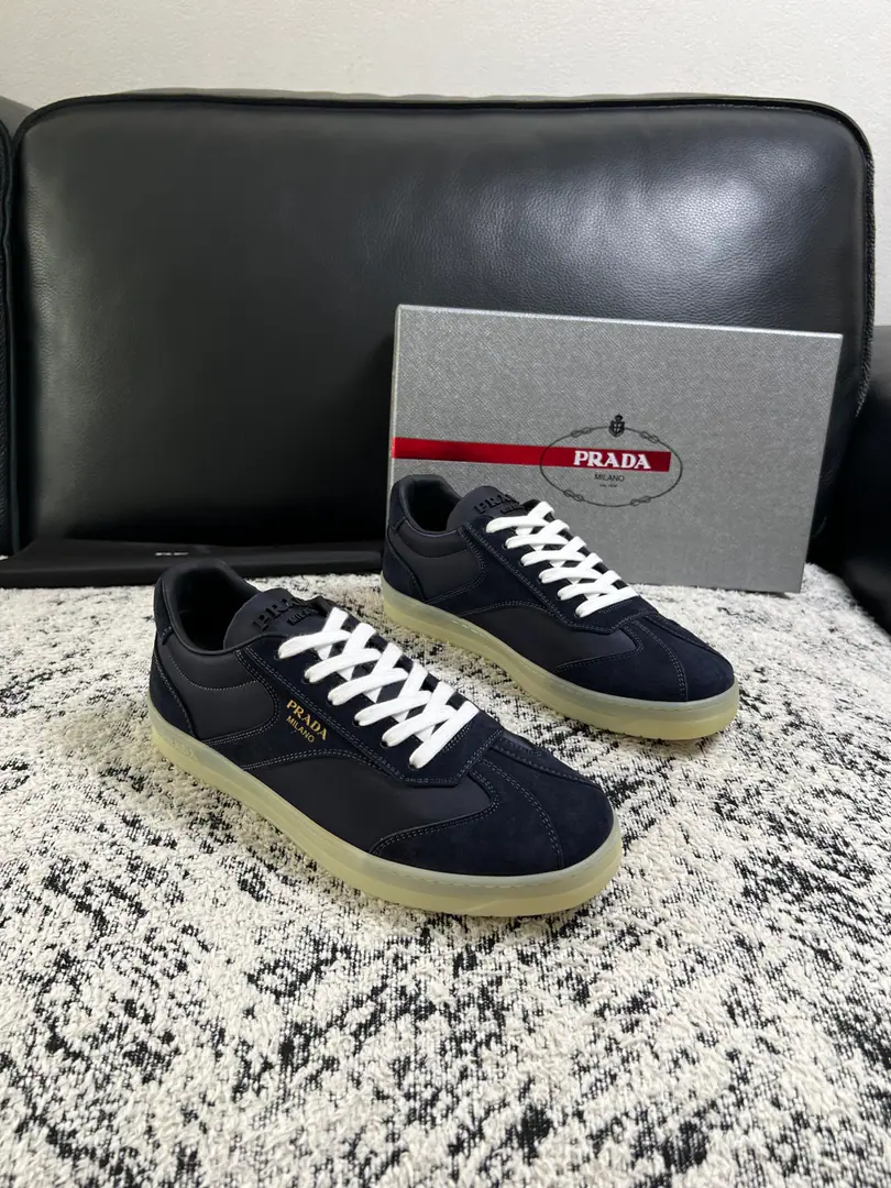 PRADA High Quality Top-level craft Prada. Synchronize cabinets Original plant configuration, Italian imports of original cow-coloured flour, I'll be comfortable importing watered cattle., Shoes under the sole.: The original factory is super comfortable with the original base., The original factory and the single. Codes 39-44（Sold 38 45 ）