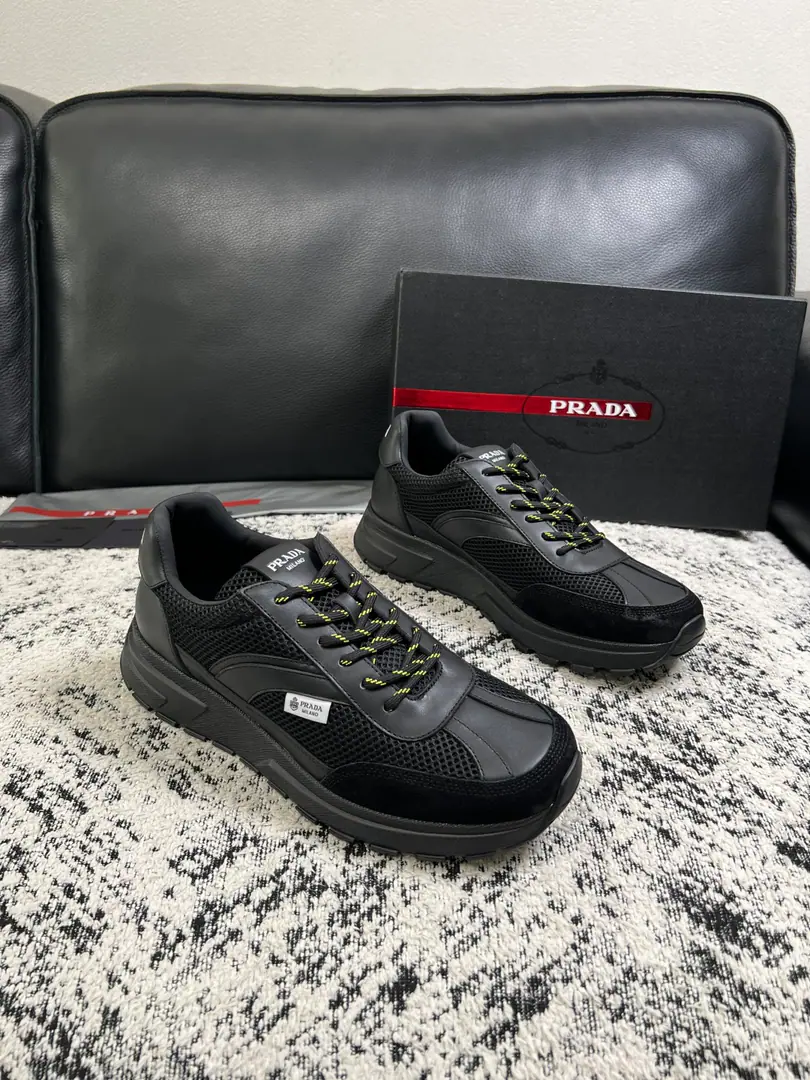 Prada Top-level craft, Prada. Synchronize cabinets, The original plant was equipped with Italian beef-coloured fabric., Imported cattle mats., I'm comfortable with air., Shoes under the sole.: The original plant is used for the original base., The original factory and the single. High Quality Welcome to the comparison., Codes 39-44（Make a reservation. 45）