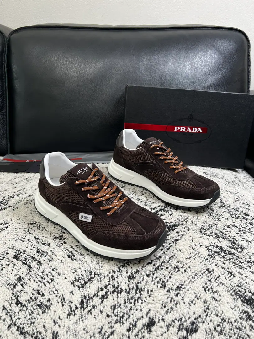 Prada Top-level craft, Prada. Synchronize cabinets, The original plant was equipped with Italian beef-coloured fabric., Imported cattle mats., I'm comfortable with air., Shoes under the sole.: The original plant is used for the original base., The original factory and the single. High Quality Welcome to the comparison., Codes 39-44（Make a reservation. 45）