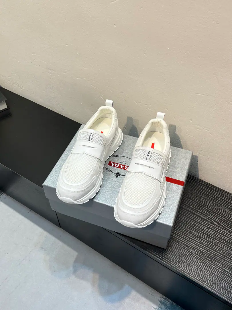 【PRADAPrada.】——The guy's shoe cabinet is a mess., Synchronise Action, 1High quality delivery✔️ Original cow skins on the web., Skins and feet., 1🆚1Repeat, Original factory base, 38-45（45I'll make sure I don't change it.）