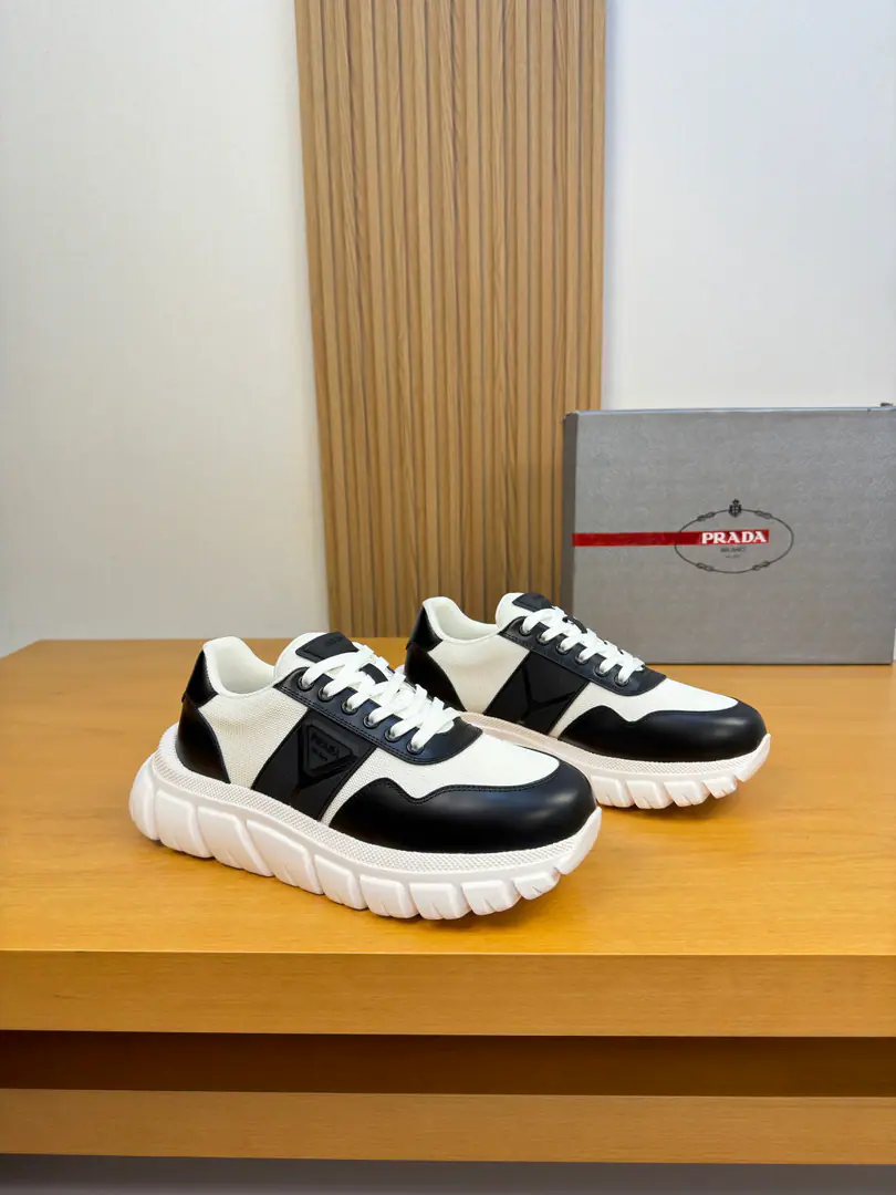 【 PRADA】Prada. High-end quality Original List·Leisure sports shoes Shoe.: 🔝Open the bouquet., The brand of high-sight sails., Shoes..Shoe tongue..The brand of the car.logoPlastic module Uchi.: Brand canvas., Foot.. Water-tied cow skin. Otsumi!: It's so light.TPUBubbles; Form Super-high-quality control.·- I'm doing a little work.: Highlight(High-end·- How expensive.·Slot) Size: 38-44（45, Make a reservation.)·PRD0195