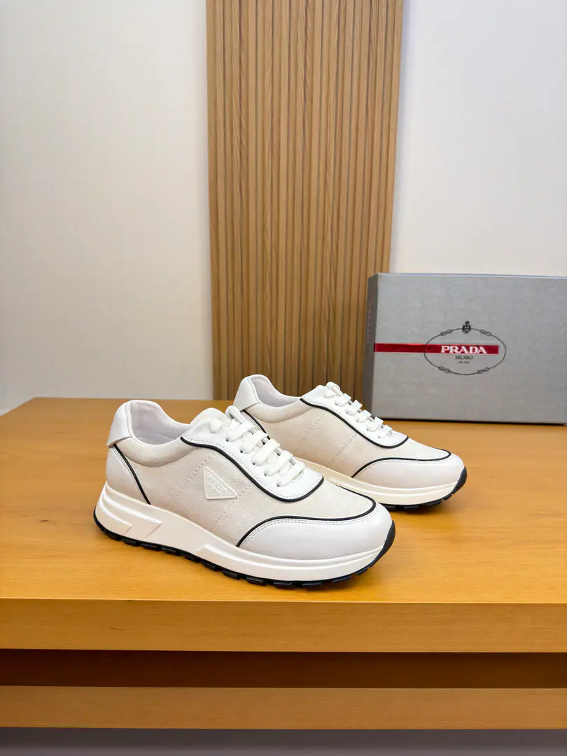 【PRADA】Prada. High-end quality Original List·Leisure sports shoes Shoe.: Original🔝Napa Skin., Anti-feathers., Shoes..Car sewn brand plasticLOGOMarking, Shoe tongue..Back up..Air pressure brandlogo Uchi.: Water-tied cow skin. Otsumi!: It's so light.TPUBubbles·Rubber. Double-coloured base Super-high-quality control.·- I'm doing a little work., Highlight(High-end·- How expensive.·Slot) Size: 39-44（38, 45, 46, - It's a deal.)·PRD0136