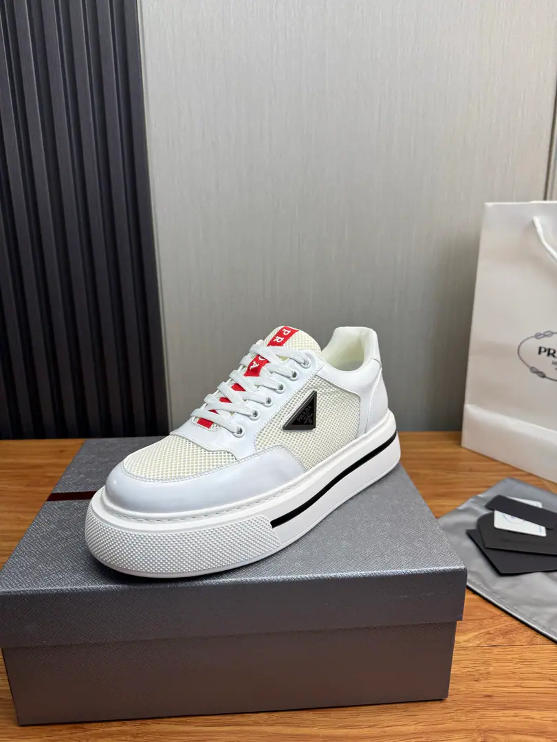 Plant 【PRAD*Prada.】The cabinet is full of shoes., Official Network1:1Production, Imported cow-coloured fabrics, In the cow's skin. The original plant is used for the original base., 38-45（45Make a no-refund order.）