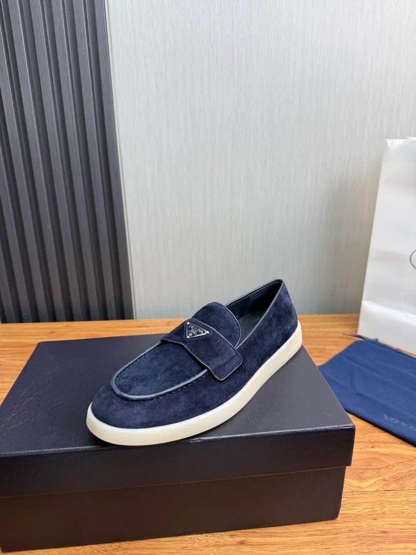 Plant 【PRAD*Prada.】The cabinet is full of shoes., Official Network1:1Production, Imported cow noodles Cows are counter-feat. In the cow's skin. The original plant is used for the original base., 38-45（38.45Make a no-refund order.）