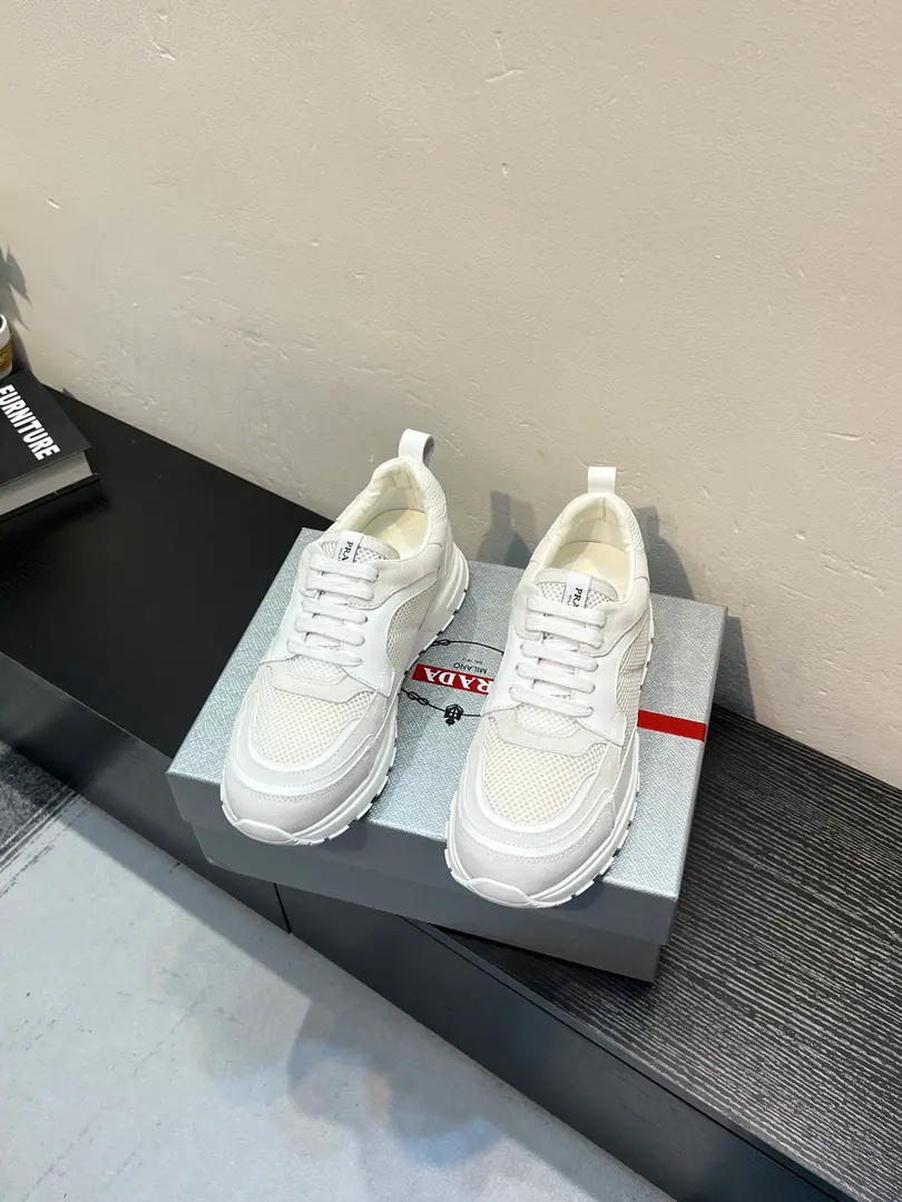 【PRADAPrada.】——The guy's shoe cabinet is a mess., Synchronise Action, 1High quality delivery✔️ Original cow skins on the web., Skins and feet., 1🆚1Repeat, Original factory base, 38-45（45I'll make sure I don't change it.）
