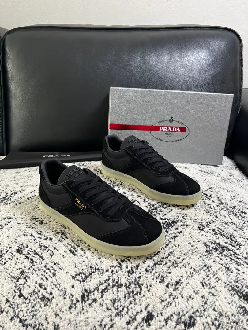 PRADA High Quality Top-level craft Prada. Synchronize cabinets Original plant configuration, Italian imports of original cow-coloured flour, I'll be comfortable importing watered cattle., Shoes under the sole.: The original factory is super comfortable with the original base., The original factory and the single. Codes 39-44（Sold 38 45 ）