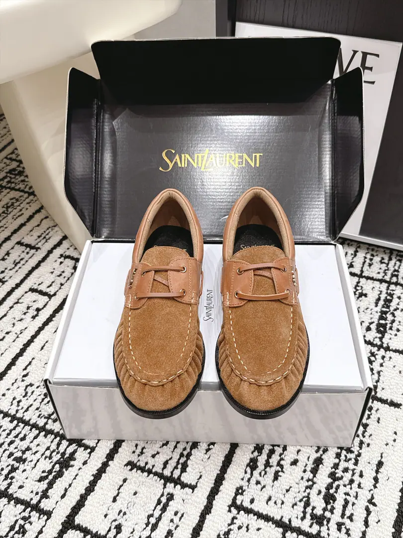 Requisition level Men Saint LaurentSaint Roland. 26/ New morning and autumn, I'm going to be a big fan of the Bean-Fook shoes. Saint Roland.YSLLeFou Doudous Shoes, Continue brand French style. The details of the wrinkles are fine.. - Oh, Pete., The ploughed cattle skin is optional., The soles of the flat and comfortable shoes., It's a combination of face and reality., Suitable suit., Tsk., Half skirt., Unlock the locks and put them on.. Fabulous.: Shea skin grinding sands./Counter-featur. Uchi.: Lamb skin. Otsumi!: Original Open Template Custom Bottom Size: 34-47（Women34 41 42 43 Men38 45 46 47Do it.）