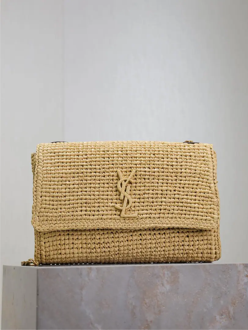 ๑ Almond lafi weave with coffee and cow skin.๑ 🌴 Lafayette knitted the chain bags.Kate_ The smell of art.～Raphiweed is very solid. It's a unique process of a very qualitative nature.logoPharmacy Details are full._ ♡I don't think there's any mistake in the day-to-day dress. Design of natural wind I can breathe.💭 The baby you like is in the back. It's a very rare exclusive payment that won't be obsolete for years.🌱 Paragraph: 553804Weaving Dimensions: 28.5×20×6cm