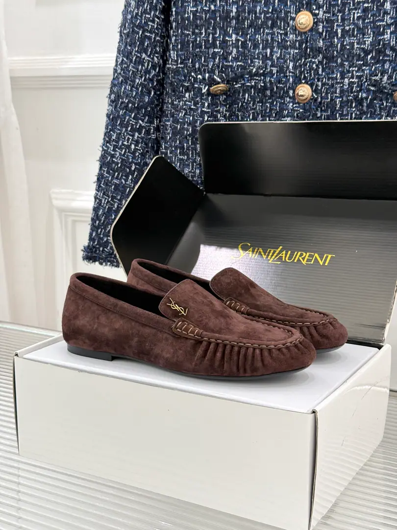 🏧𝐒𝐚𝐢𝐧𝐭 𝐋𝐚𝐮𝐫𝐞𝐧｜𝐘𝐒𝐋 St. Roland's new product.logoLeFlell Shoes. Top Facework customized leather with original The insides are all sheep's skin. Italian imports are so thick. size: 35-39（40/41/42Custom）