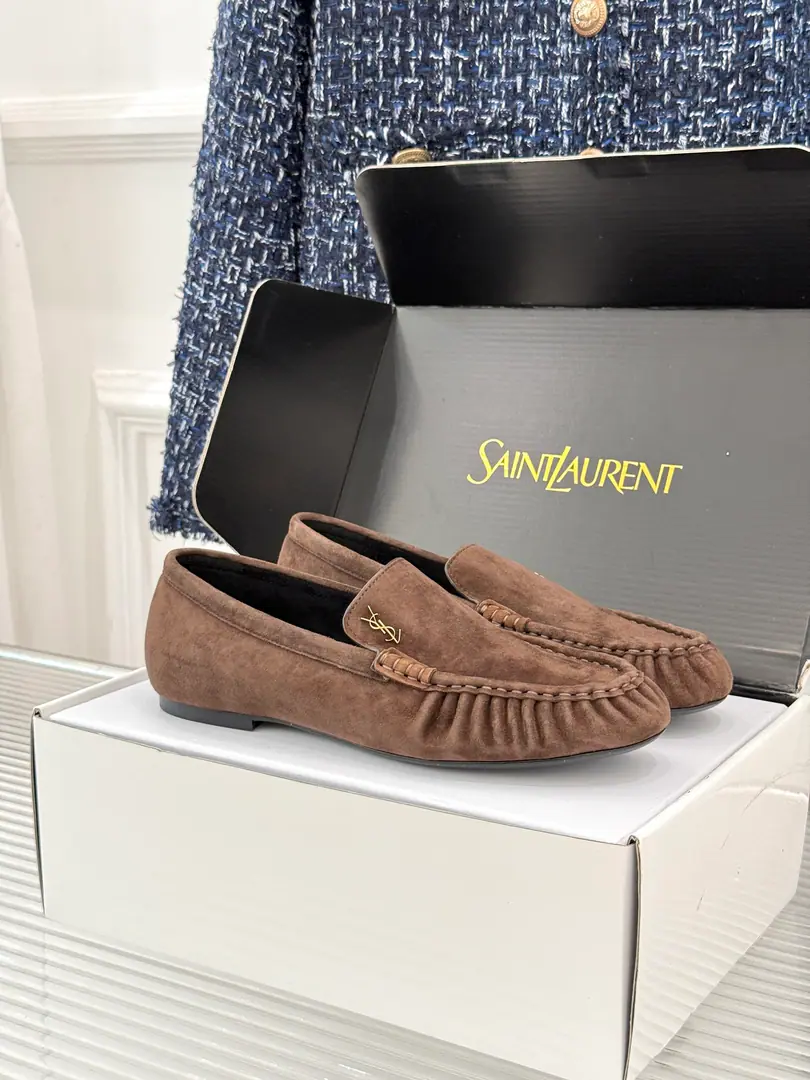 🏧𝐒𝐚𝐢𝐧𝐭 𝐋𝐚𝐮𝐫𝐞𝐧｜𝐘𝐒𝐋 St. Roland's new product.logoLeFlell Shoes. Top Facework customized leather with original The insides are all sheep's skin. Italian imports are so thick. size: 35-39（40/41/42Custom）