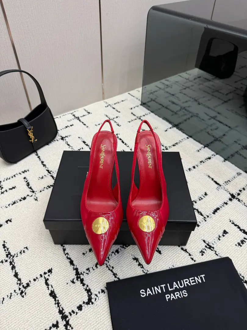 Top QualitySaint Laurent / Saint Roland.LeeYSLThe beauty of my sister is San Roland, the human being. RoseThe same heels and sandal slippers are well-modified., Luxury metal chains These years...SLPIt's the high heels that get to understand the embarrassing impression of women who have gone to the market.ysl- It's a beautiful sandal. Shoe.: The paint-skinned silk. He's tall.: 10cm Shoes under the sole.: That's a big one. Size: 35-42(40-42Customize or not change)