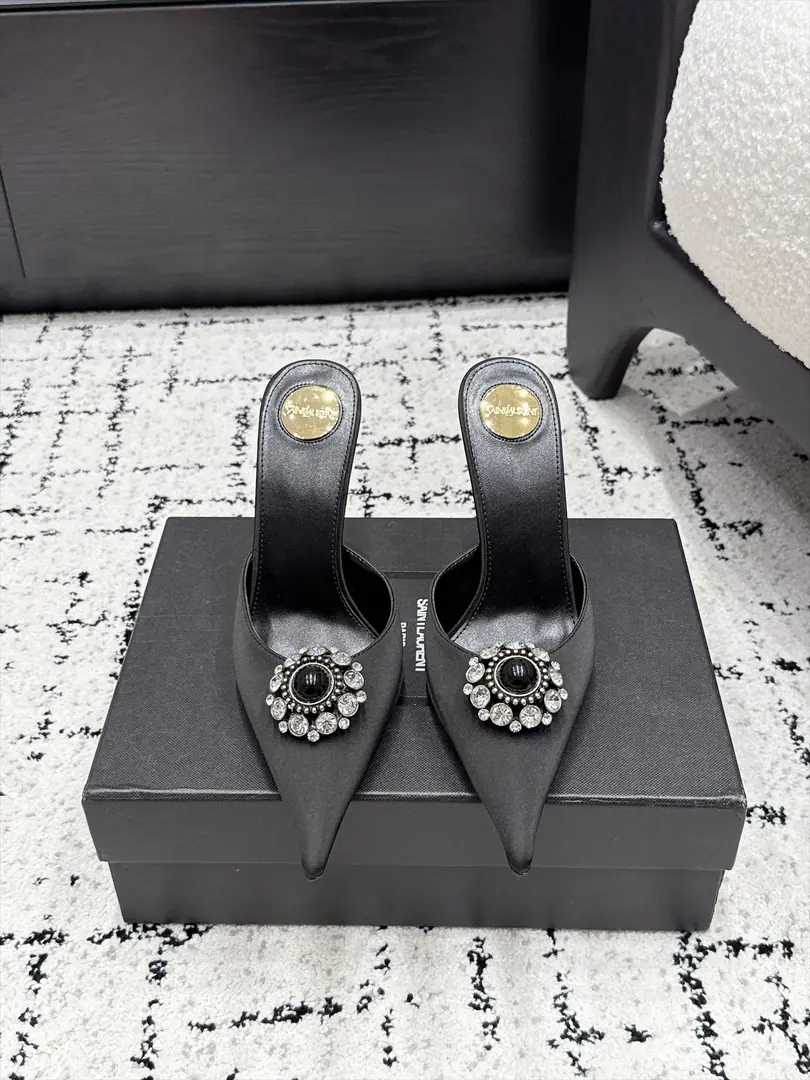 Saint Roland.Saint Laurent 26/New sharp shoes. Heel heels. High heels, half-slips. I'm a big sister of my own., He's got a sharp, long, long, long, long, long, long, long, long, long, long, long, long, long, long, long, long, long, long, long, long, long, long, long, long, long, long, long, long, long, long, long, long, long, long, long, long, long, long, long, long, long, long, long, long, long, long, long, long, long, long, long, long, long, long, long, long, long, long, long, long, long, long, long, long, long, long, long, long, long, long, long, long, long, long, long, long, long, long, long, long, long, long, long, long, long, long, long, long, long, long, long, long, long, long, long, long, long, long, long,, long, long, long,, Shoes with a 3D ruby., The sauna is a finely radiant material., ♪ The color is so bold ♪, Make a look easily.. I'm gonna do a dress with a body and a hip., The forktails are mature, May., With a little black suit., But it's a balance-over., Dinner party., Party date., The light drinks are perfect for the scene.. ✔️Shoe.: Shinseng ✔️Uchi.: Little sheep's skin. ✔️Otsumi!: Italy is a big-ass country. ✔️He's tall.: 10.5cm ✔️size: 35-42Code（40, 41 42Code custom is not to be changed）