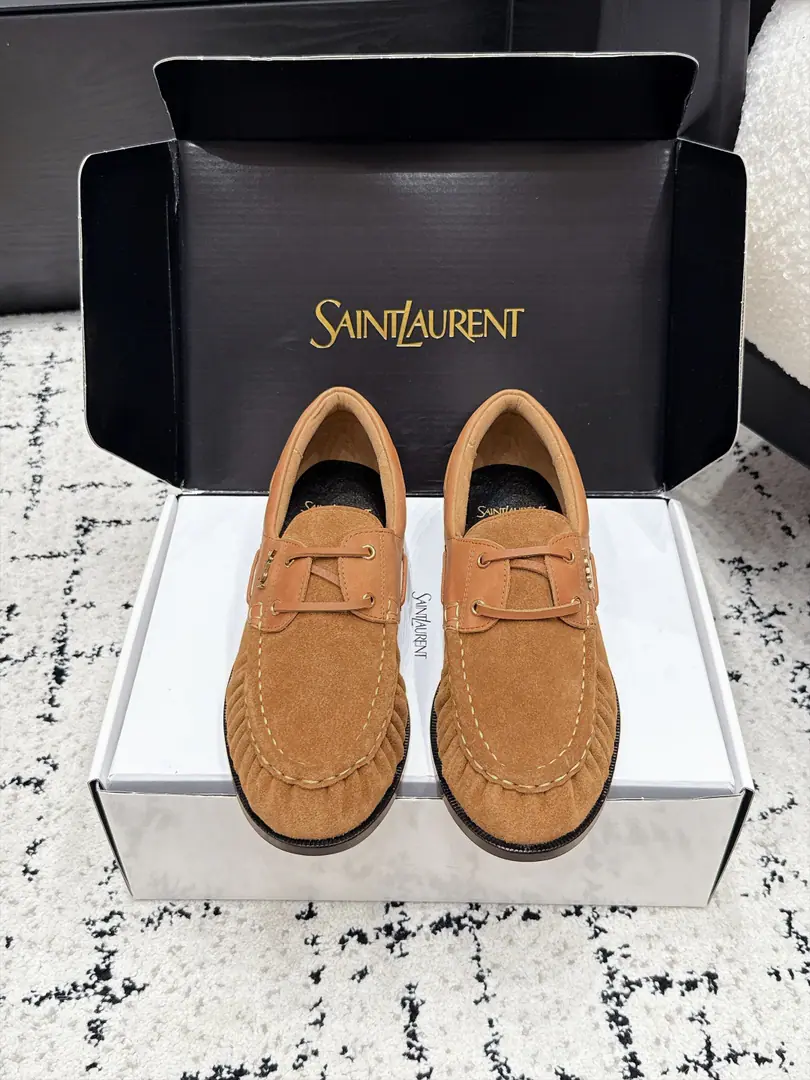 Men Saint LaurentSaint Roland. 26/ New morning and autumn, I'm going to be a big fan of the Bean-Fook shoes. Saint Roland.YSLLeFou Doudous Shoes, Continue brand French style. The details of the wrinkles are fine.. - Oh, Pete., The ploughed cattle skin is optional., The soles of the flat and comfortable shoes., It's a combination of face and reality., Suitable suit., Tsk., Half skirt., Unlock the locks and put them on.. ✔️Fabulous.: Shea skin grinding sands./Counter-featur. ✔️Uchi.: Lamb skin. ✔️Otsumi!: Original Open Template Custom Bottom ✔️Size: 34-47（Women34 41 42 43 Men38 45 46 47Do it.）