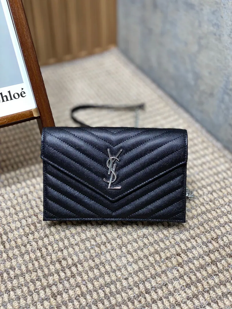 P YSLSaint Roland. A caviar striped bag. With a stripable shoulder belt. But as a handbag 6A knob. 1A zipper coin bag. 1A paper-coin layer. - It's a practical payment. Dimensions19×12.5×4 Encoding441974