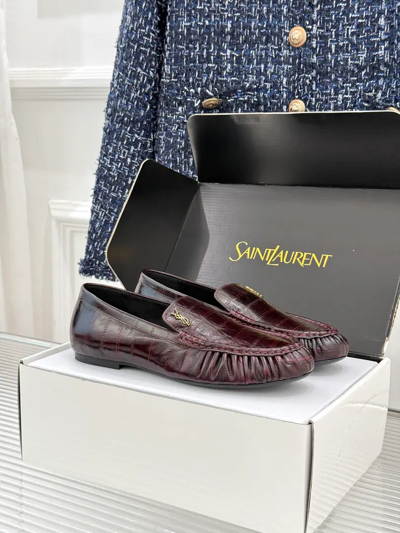 🏧𝐒𝐚𝐢𝐧𝐭 𝐋𝐚𝐮𝐫𝐞𝐧｜𝐘𝐒𝐋 St. Roland's new product.logoLeFlell Shoes. Top Facework customized leather with original The insides are all sheep's skin. Italian imports are so thick. size: 35-39（40/41/42Custom）